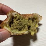 GOOD NEWS TOKYO - 甘メは黄色っぽいフィリング