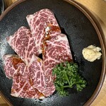 焼肉処 まるます家 - 鷹栖牛イチボ...♪*ﾟ
      ｢新田ファーム｣♬
      めちゃ柔らかで旨々♡
