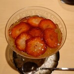 銀座 しのはら - 八朔と苺のウイスキーゼリー掛け