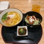 ゆいま～る食堂　 - 沖縄そばとミニソーキ丼のセット