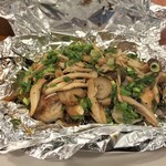 リメッタ バル - ■鮮魚ときのこのホイル包　　1650   ・メダイ、太刀魚、サーモン