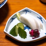 山の茶屋 - 2025.4 お新香（蕪の糠漬け、胡瓜の糠漬け、柴漬け）