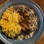 キャトルエピス ハンバーグカレー - チキンカレー590円→390円+チーズ100円