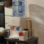 キャトルエピス ハンバーグカレー - ウォーターサーバーのお湯で自分で淹れる