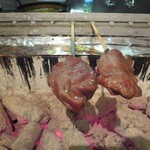 柳家錦 - 鹿肉を備長炭で焼いて行きます。まさにジビエ料理だ！