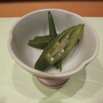柳家錦 - 箸休めの一品、オクラの煮物