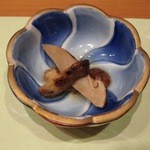 柳家錦 - 箸休めの一品、松茸の煮物