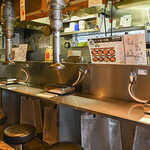 芝浦市場 焼肉ホルモン匠 - 1Fカウンター席