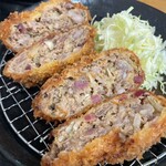 とんかつ 栄ちゃん - スーパーウルトラハイパーパーフェクトメンチカツ。最高過ぎる