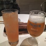 スパイスキッチン パオーン - ■生絞りの柑橘系フレッシュフルーツを使ったお酒　みかん　750 ■プレミアムモルツ　香るエール　600