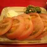 斗里屋 - あっさりトマトで野菜も補給♪
      
