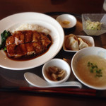 中国料理 竜苑 - 140812　豚ロースのせご飯