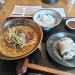 よいひ - 豚足はクーポン最終日でした。