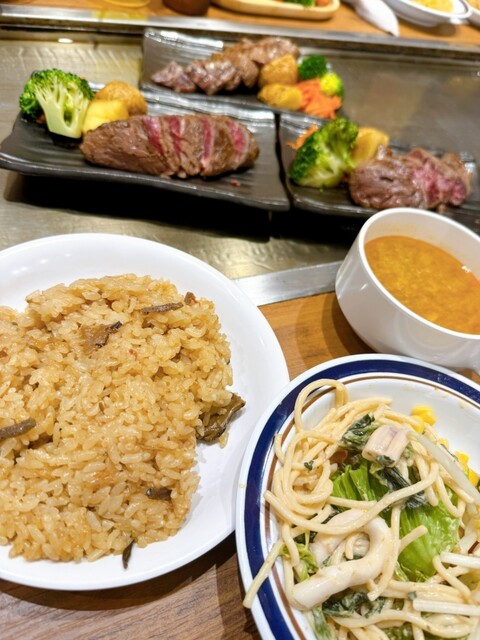 メガインディアンズ ステーキハウス 千音寺店 - 春田/ステーキ メガインディアンズ ステーキハウス 千音寺店 - 春田/ステーキ
