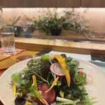 てんぷら小野 - サラダめちゃくちゃ美味しいです。