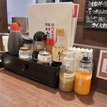 肉屋食堂 たけうち - ドレッシングも優しい♡とんかつに塩もいいね～♡