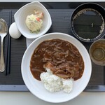 吉泉食堂 - 日替わり定食！ハヤシライス（温玉付き）@７００円！