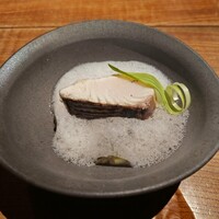 マキノンチ - 鰆・ハマグリのエスプーマと野菜