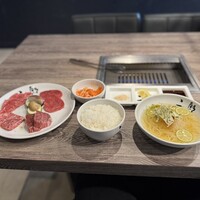 焼肉&手打ち冷麺 二郎 KANAYAMA - 