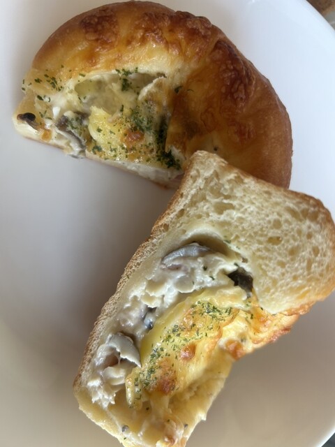 てごねパン703 - 桜街道/パン | 食べログ