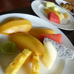 Tongsai Bay Cottages & Hotel - 朝食／フルーツ☆イエローマンゴーとても美味しい♪