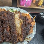 和風キッチン 蔵 - カツ断面