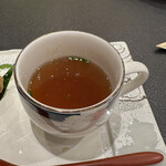 トゥ・ラ・ジョア イズム - 