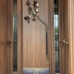 トゥ・ラ・ジョア イズム - 