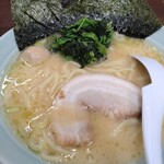 横浜家系ラーメン 魂心家 - 料理写真: