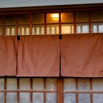 居酒屋 味平 - お店の暖簾