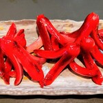 居酒屋 味平 - 焼ウインナー（…のような、地球侵略を企む「謎の赤いタコ星人」）