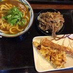 丸亀製麺 さいたま太田窪店 - カレーうどん＆肉盛り単品＆ちくわ天・かしわ天