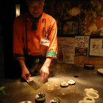 シャカ - 三四郎さん