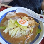 ８番らーめん - 料理写真: