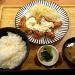 大衆食堂 てんぐ大ホール - チキンタルタル定食