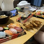 デイリーカナートイズミヤ - 料理写真: