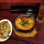 中国家庭料理 楊 - 全体図。