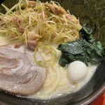 横浜家系ラーメン 角蔵家 - 