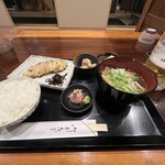 はな籠屋 - これは銀だら定食。次回、サバ文化干しの写真を。