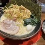 横浜家系ラーメン 角蔵家 - 