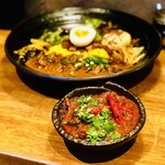 SPICY CURRY 魯珈 - 