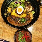 SPICY CURRY 魯珈 - 