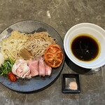 RAMEN ROOM 18 - 醤油つけ麺＋チャーシュー味玉＋ローストトマト