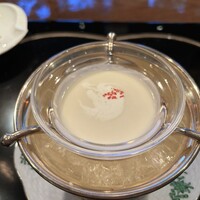あざみ野うかい亭 - 冷たい玉ねぎのスープ