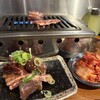 焼肉ここから - 何気にお肉とキムチの量がありました。