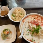 プリックタイ - トムヤムクンラーメンランチ