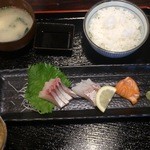Senichi - さしみ定食