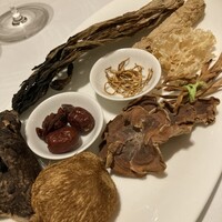 カントニーズ 燕 - 