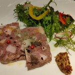 Dining bar Hanare