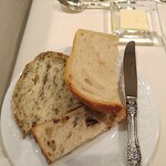 シェヌー - 自家製パン　ノーマル、レーズン、海苔入り